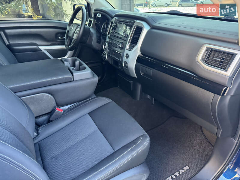 Інші вантажівки Nissan Titan 2018 в Львові