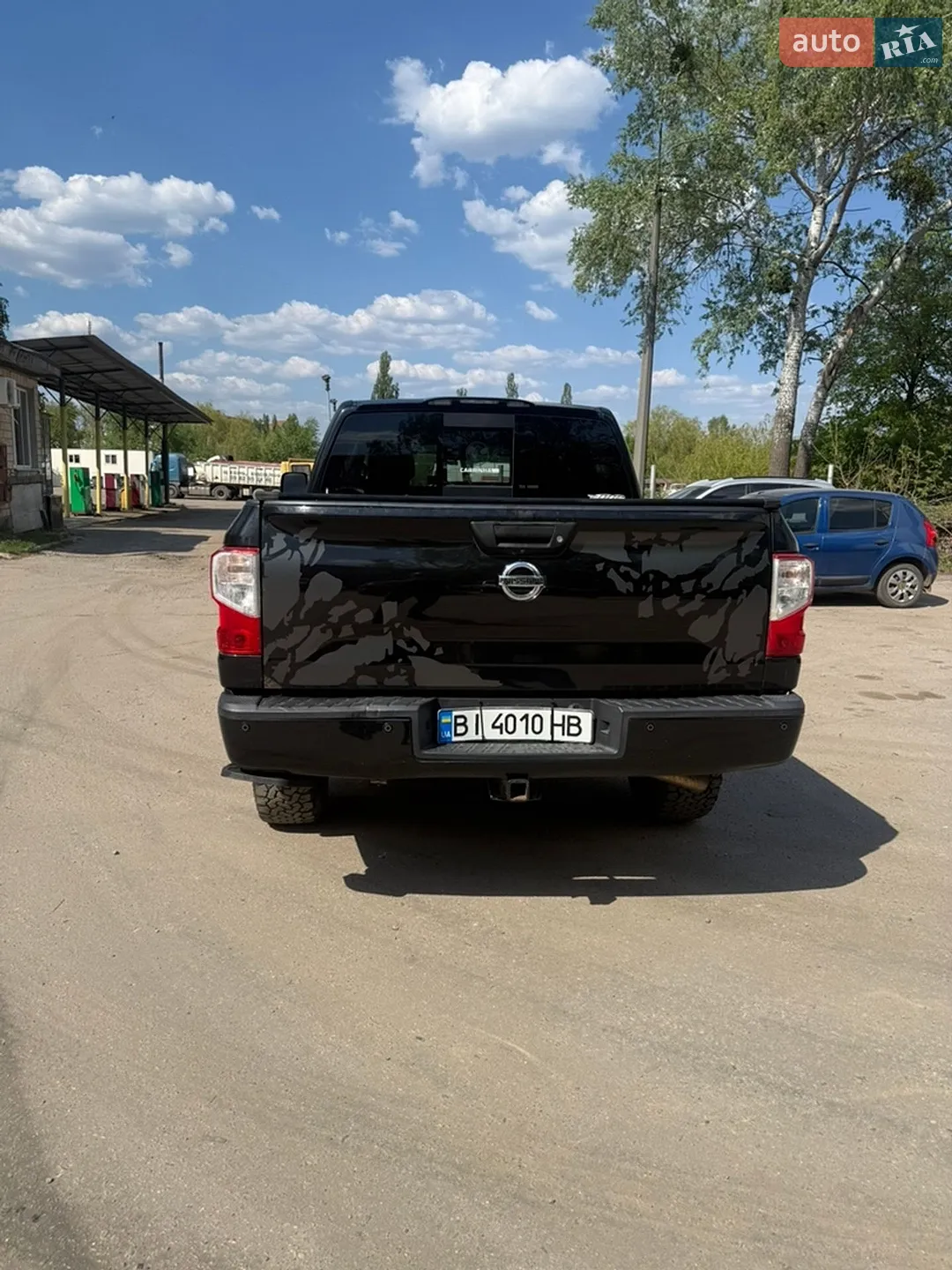 2017 Nissan Titan - мініатюра 17