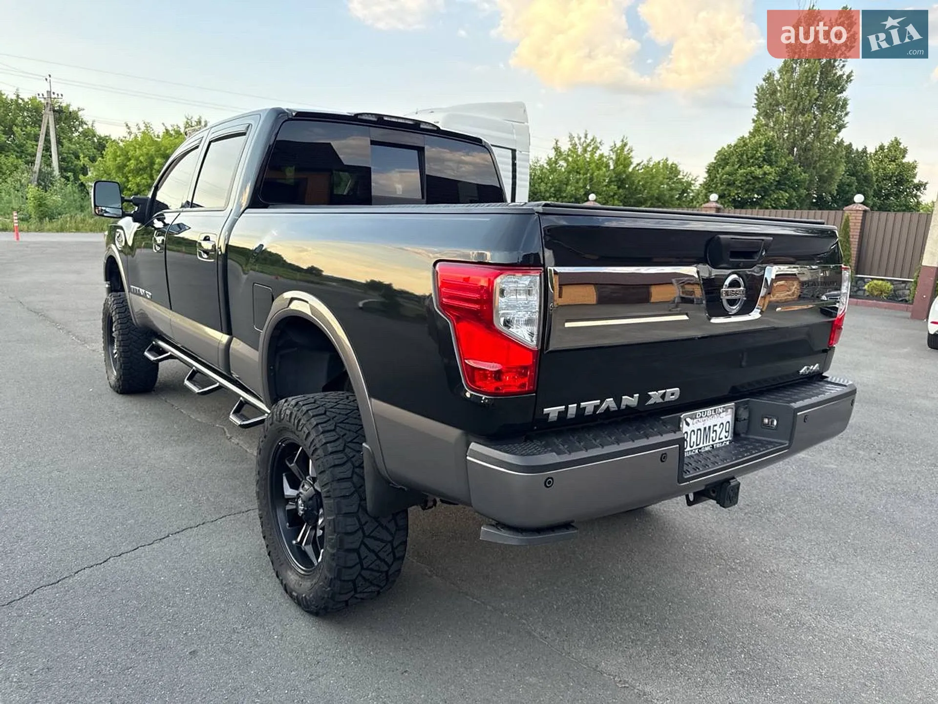 2019 Nissan Titan - мініатюра 3