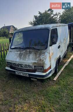 Мінівен Nissan Trade 1991 в Житомирі