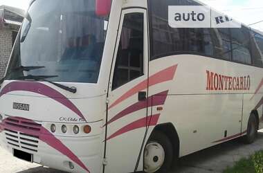 Туристичний / Міжміський автобус Nissan Ugarte 2000 в Дніпрі