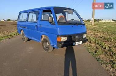 Мінівен Nissan Urvan 1993 в Одесі