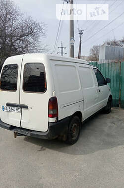 Вантажопасажирський фургон Nissan Vanette 1997 в Києві