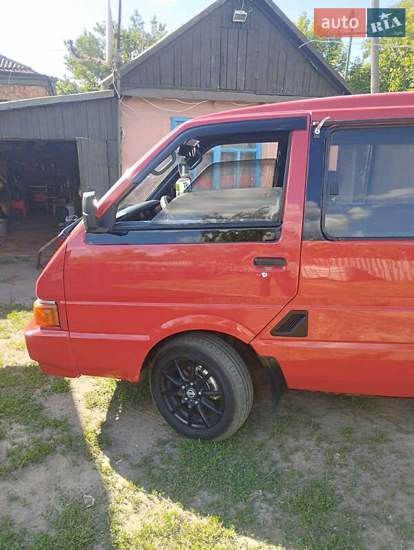 Минивэн Nissan Vanette 1988 в Полтаве