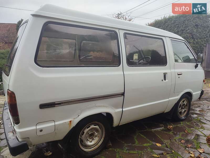 Минивэн Nissan Vanette 1994 в Мукачево