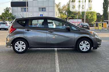 Хэтчбек Nissan Versa Note 2017 в 