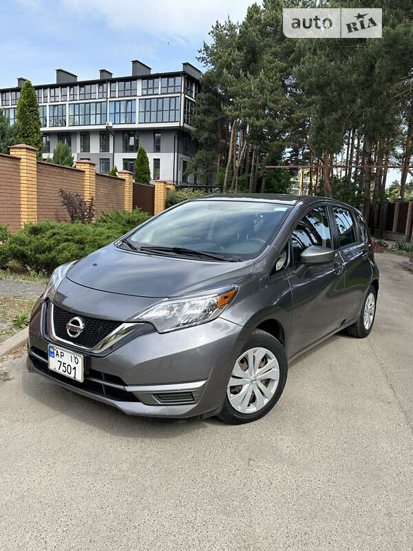 Хэтчбек Nissan Versa Note 2018 в Киеве