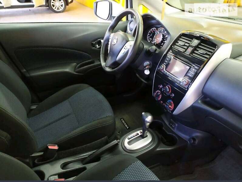 Хэтчбек Nissan Versa Note 2017 в Одессе