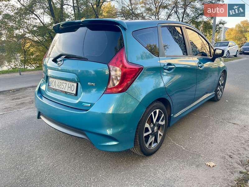 Хетчбек Nissan Versa Note 2015 в Києві