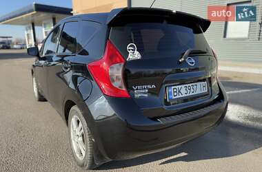 Хетчбек Nissan Versa Note 2015 в Дніпрі