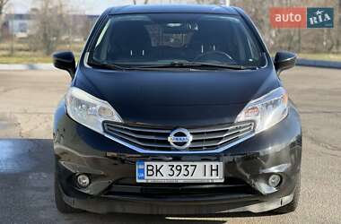 Хетчбек Nissan Versa Note 2015 в Дніпрі