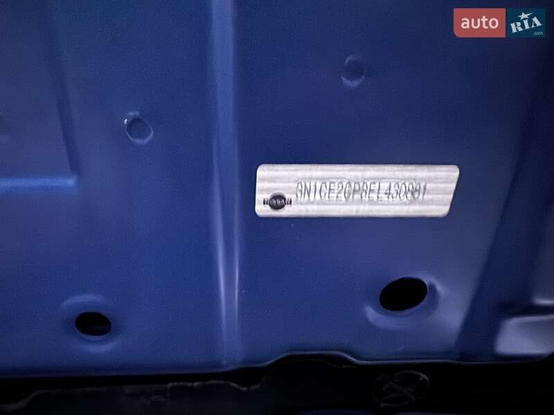 Хэтчбек Nissan Versa Note 2014 в Одессе