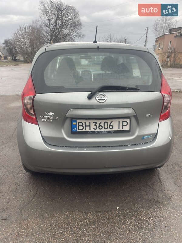 Хетчбек Nissan Versa Note 2014 в Ніжині