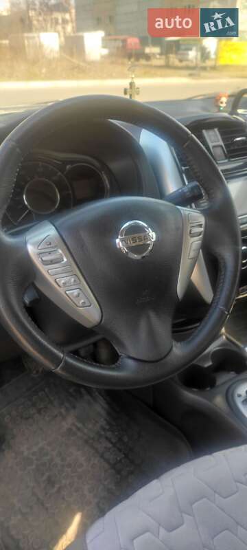 Хэтчбек Nissan Versa Note 2015 в Броварах