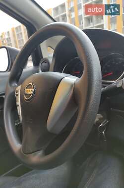 Хэтчбек Nissan Versa Note 2015 в 