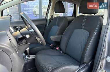 Хетчбек Nissan Versa Note 2016 в 