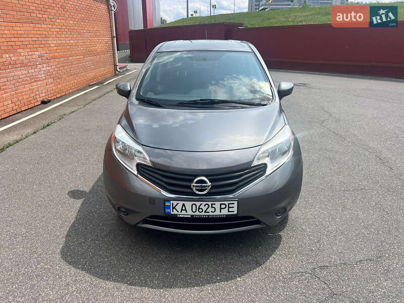 Хэтчбек Nissan Versa Note 2015 в Киеве