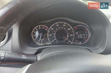 Хэтчбек Nissan Versa Note 2015 в 