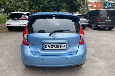 Хэтчбек Nissan Versa Note 2013 в 