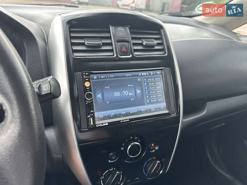 Хэтчбек Nissan Versa Note 2014 в Нежине