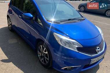 Хэтчбек Nissan Versa Note 2016 в 
