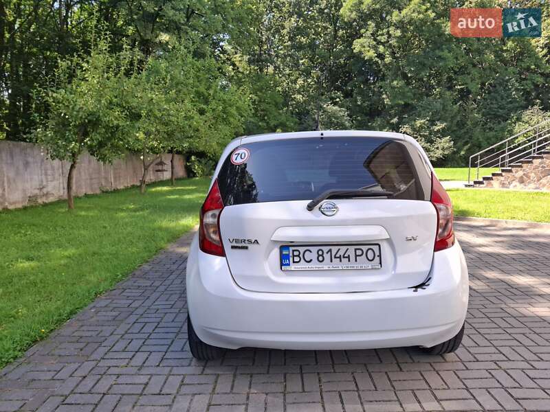 Хэтчбек Nissan Versa Note 2016 в Львове