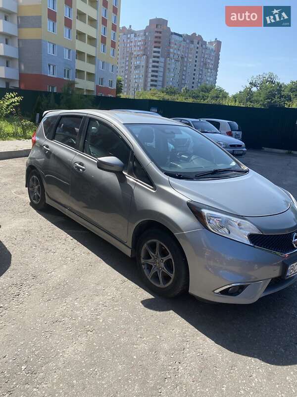 Хэтчбек Nissan Versa Note 2015 в 