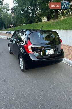 Хэтчбек Nissan Versa Note 2015 в 