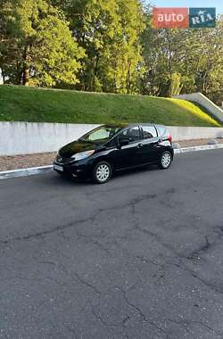 Хэтчбек Nissan Versa Note 2015 в 