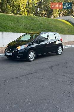 Хэтчбек Nissan Versa Note 2015 в 
