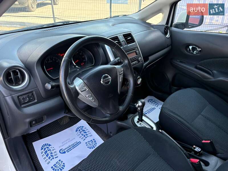 Хэтчбек Nissan Versa Note 2013 в Виннице