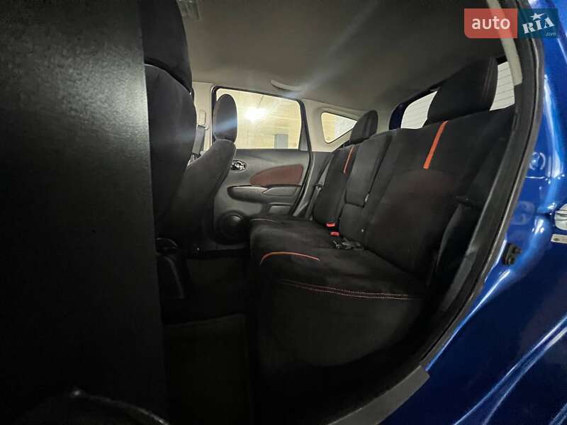 Хэтчбек Nissan Versa Note 2014 в Одессе