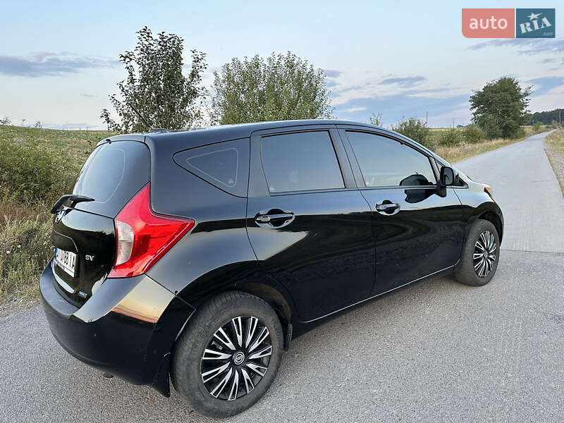 Хэтчбек Nissan Versa Note 2013 в Виннице