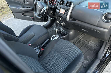 Хэтчбек Nissan Versa Note 2013 в 