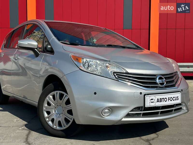 Хэтчбек Nissan Versa Note 2015 в Киеве