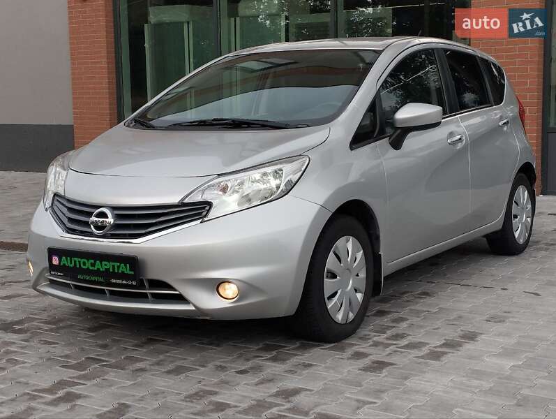 Хетчбек Nissan Versa Note 2015 в 