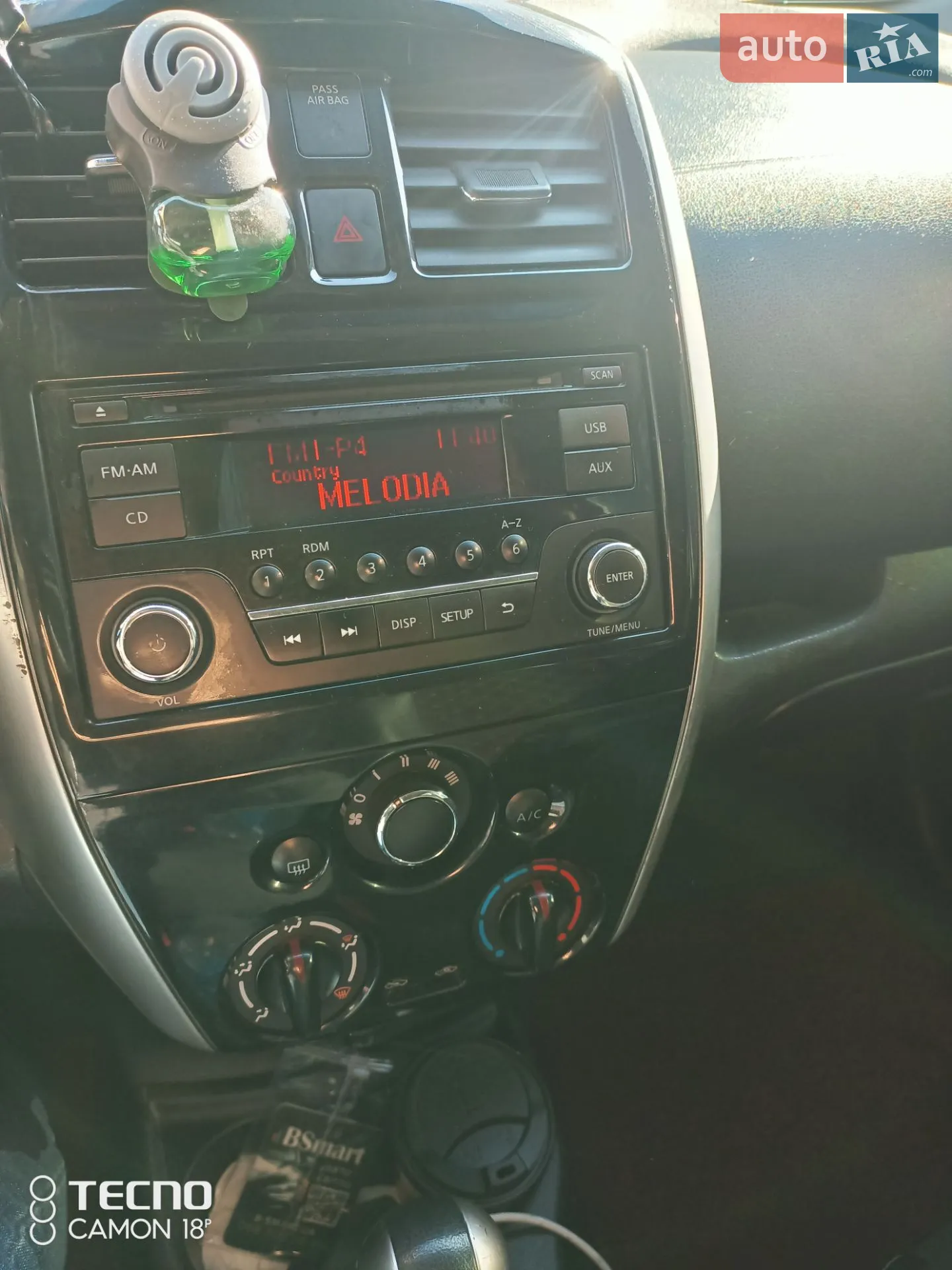 2015 Nissan Versa - мініатюра 11