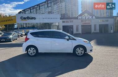 Хетчбек Nissan Versa Note 2017 в  фото 10 Хетчбек Nissan Versa Note 2017 в