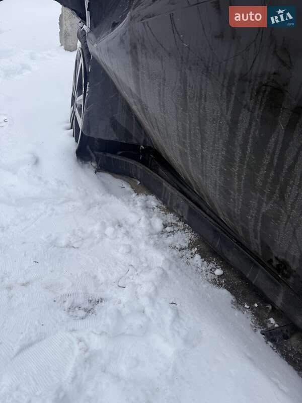 Хэтчбек Nissan Versa Note 2017 в Софиевской Борщаговке