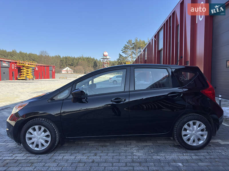 Хэтчбек Nissan Versa Note 2015 в Львове