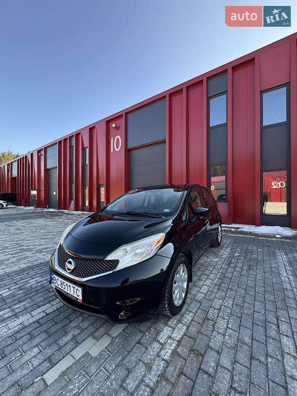 Хэтчбек Nissan Versa Note 2015 в Львове
