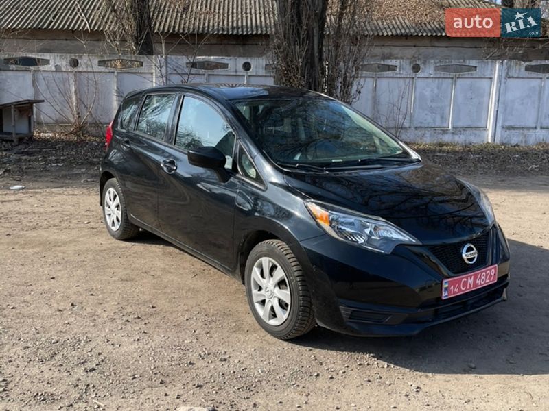 Хэтчбек Nissan Versa Note 2017 в Киеве