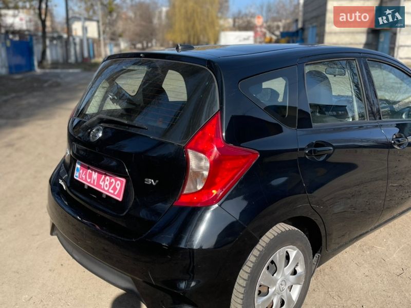Хэтчбек Nissan Versa Note 2017 в Киеве