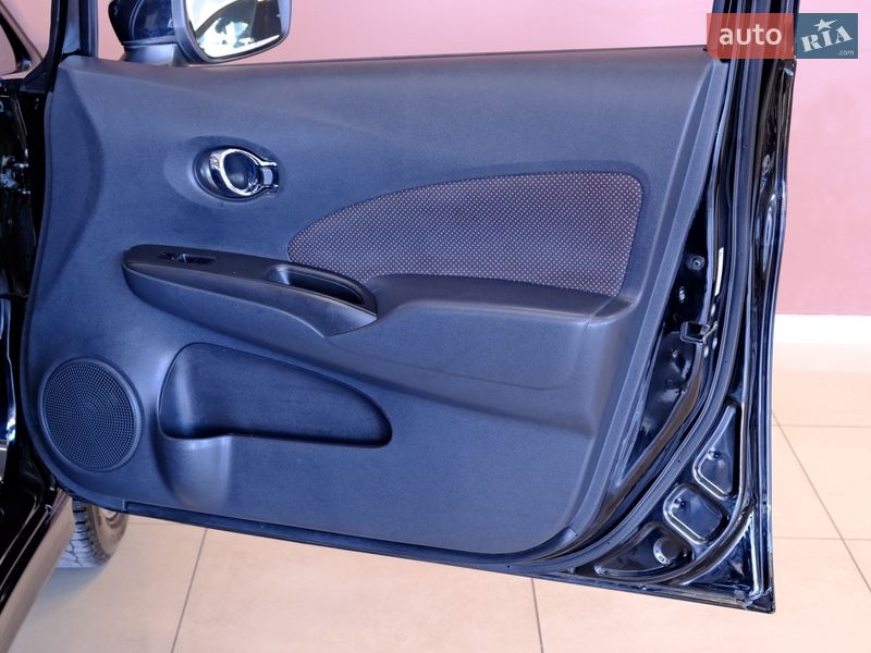 Хетчбек Nissan Versa Note 2017 в Одесі