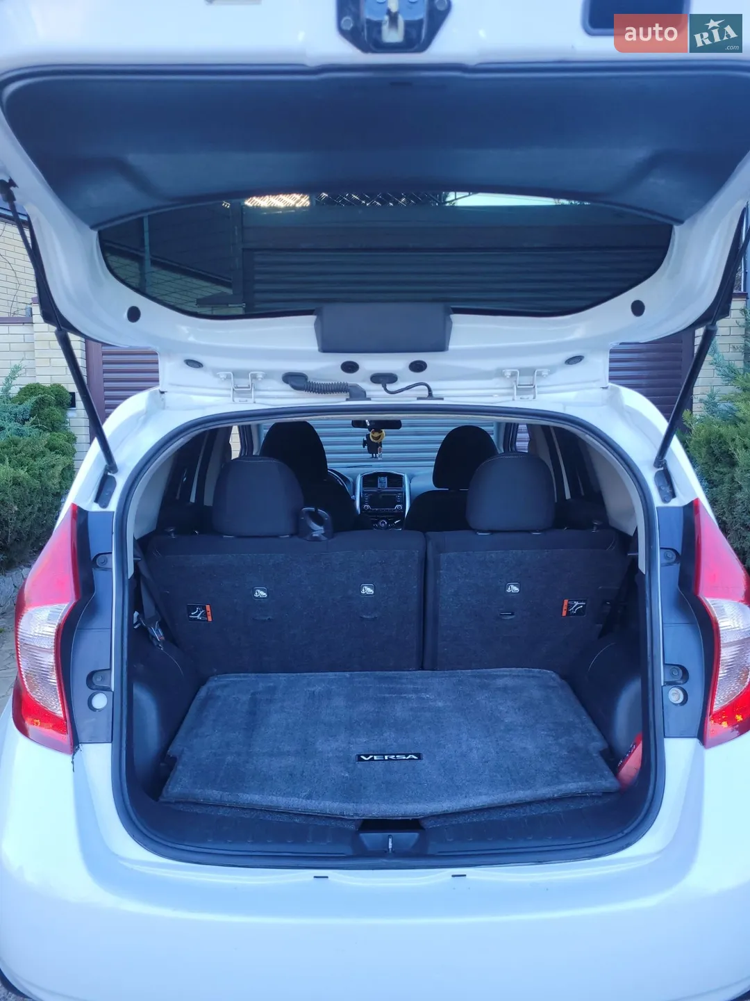 2016 Nissan Versa - мініатюра 11