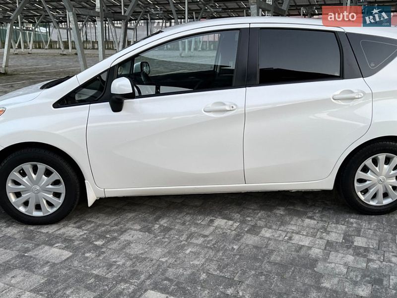 Хэтчбек Nissan Versa Note 2014 в Львове