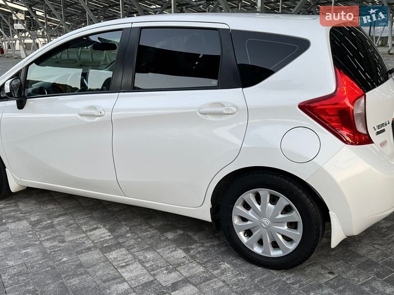 Хэтчбек Nissan Versa Note 2014 в Львове