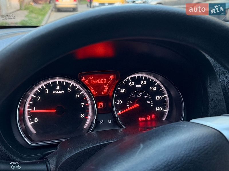 Хетчбек Nissan Versa Note 2014 в Хмельницькому фото 9 Хетчбек Nissan Versa Note 2014 в Хмельницькому