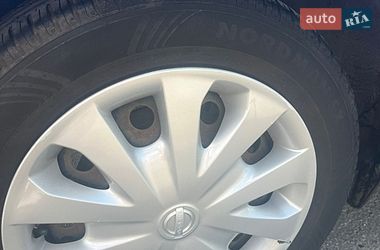 Хетчбек Nissan Versa Note 2014 в Полтаві