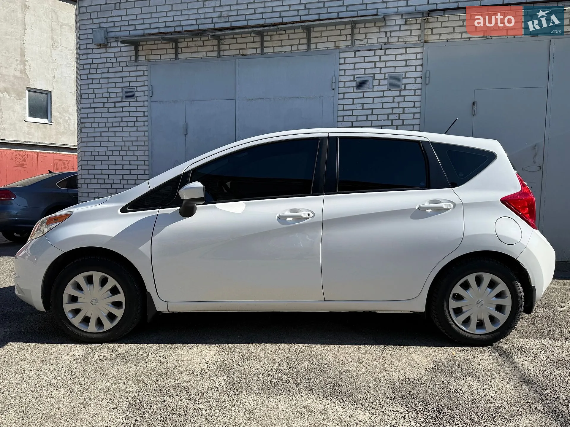 2016 Nissan Versa - мініатюра 2